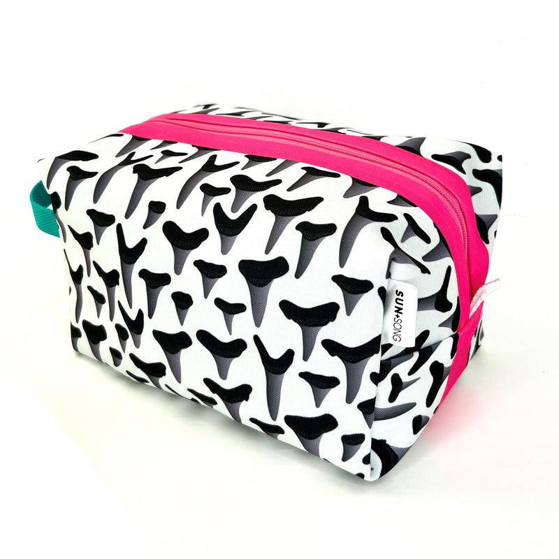 Large - Lisa's Shark Teeth in Greys, Water-Resistant Boxy Toiletry Bag